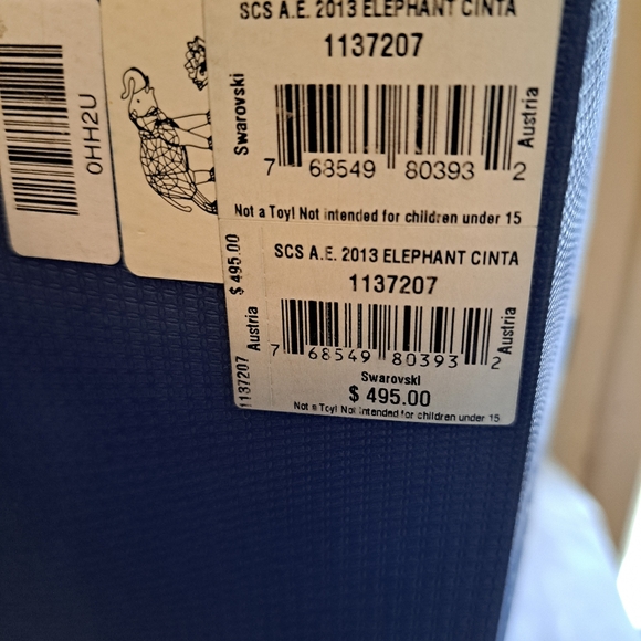 Swarovski Elephant in box with plaque and COA Pristine 1137207 - Picture 7 of 16